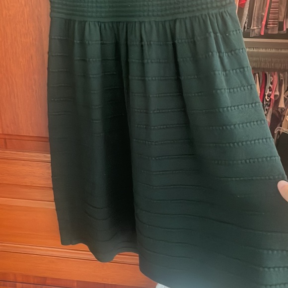 Vince Camuto Forest Green Sweater Dress Size M - Picture 4 of 6